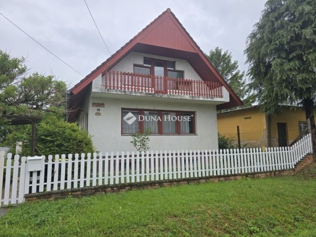Eladó családi ház, Hosszúhetényen 89.5 M Ft, 5 szobás