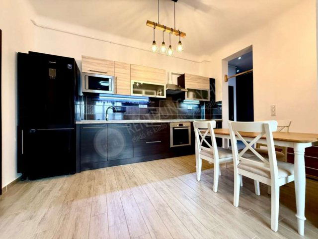 Kiadó téglalakás, albérlet, II. kerületben, Kis Rókus utcában