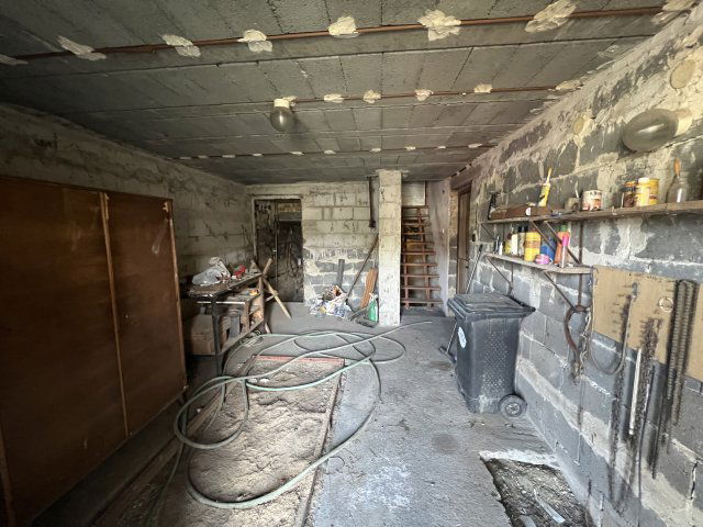 Eladó családi ház, Győrött 55 M Ft, 3 szobás
