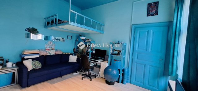 Eladó téglalakás, Budapesten, VII. kerületben 69.9 M Ft