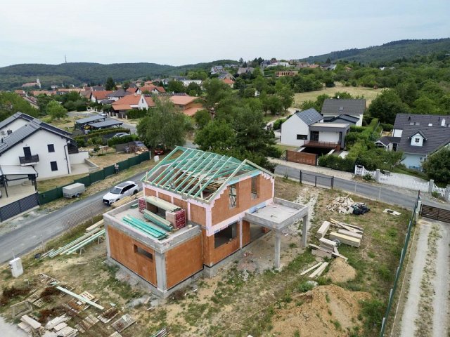 Eladó családi ház, Sopronban 175 M Ft, 4 szobás