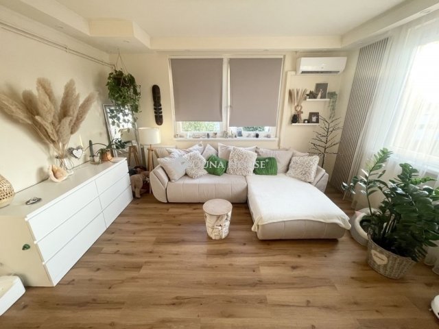 Eladó téglalakás, Budapesten, XVIII. kerületben 71.4 M Ft