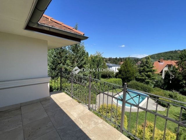 Eladó családi ház, Budapesten, II. kerületben 375 M Ft, 5 szobás