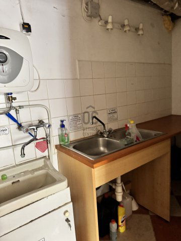 Eladó ipari ingatlan, Szolnokon 22 M Ft / költözzbe.hu