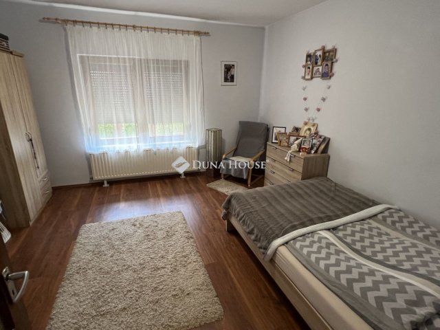 Eladó családi ház, Polgárdin 78.6 M Ft, 5 szobás