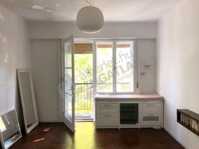 Kiadó téglalakás, albérlet, XI. kerületben, Lágymányosi utcában
