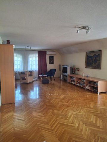 Eladó családi ház, Veresegyházon 148.9 M Ft, 6 szobás