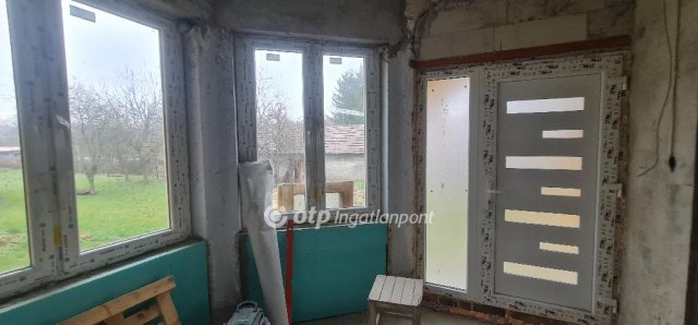 Eladó családi ház, Dédestapolcsányban 62 M Ft, 3 szobás