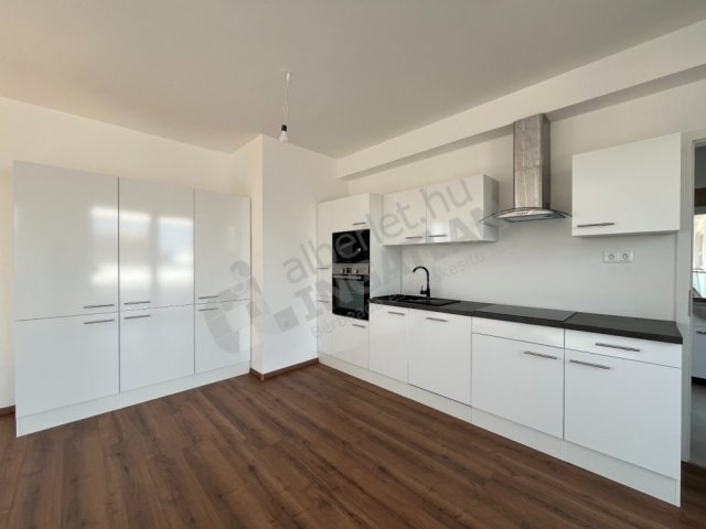 Eladó téglalakás, VIII. kerületben, Tolnai Lajos utcában