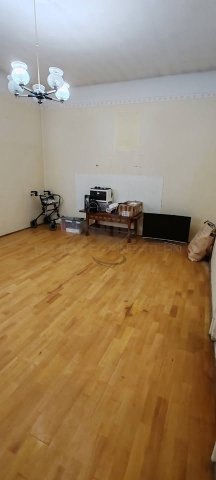 Eladó téglalakás, Győrött 34 M Ft, 1 szobás