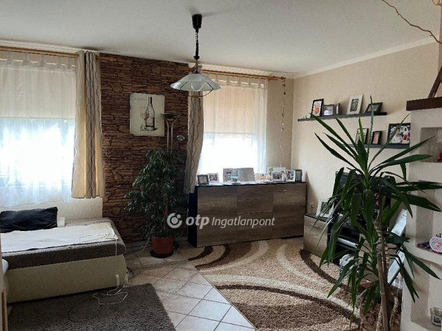 Eladó családi ház, Nagytályán 89.9 M Ft, 4 szobás