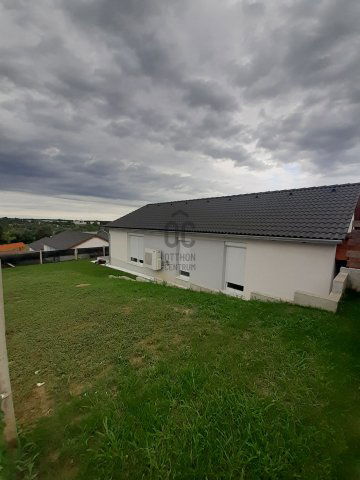 Eladó családi ház, Teskándon 53.5 M Ft, 4 szobás