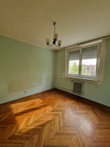 Eladó téglalakás, Székesfehérvárott 52.5 M Ft, 2 szobás