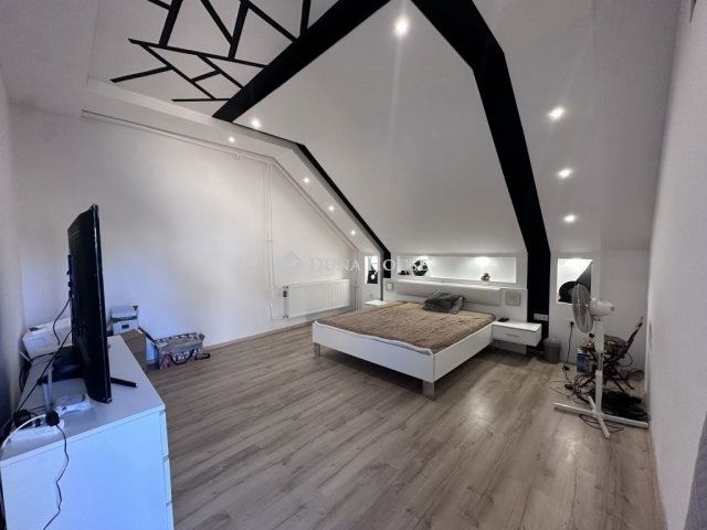 Eladó családi ház, Makón 64 M Ft, 4 szobás