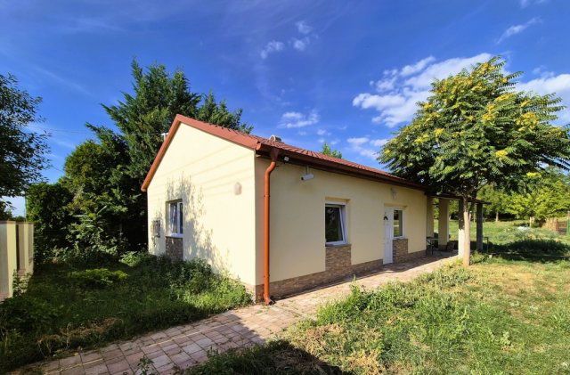 Eladó családi ház, Enyingen 43 M Ft, 4 szobás