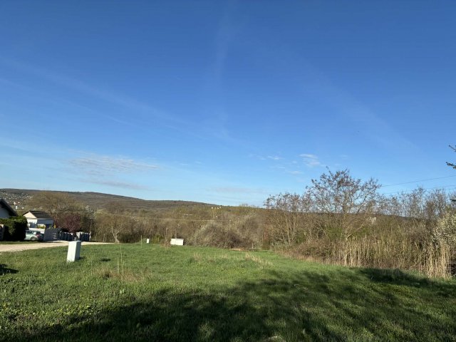 Eladó telek, Balatonfűzfőn 44.237 M Ft / költözzbe.hu