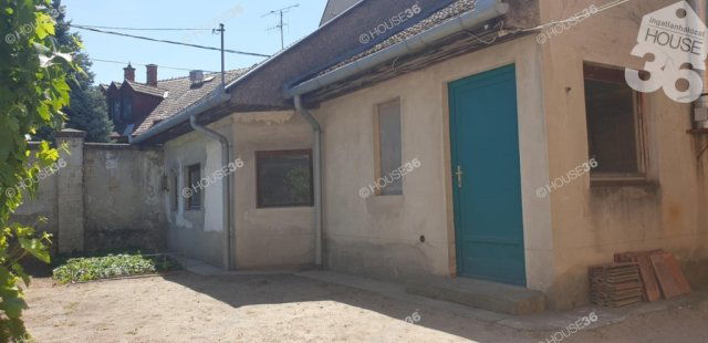 Eladó családi ház, Kecskeméten 39.99 M Ft, 4 szobás