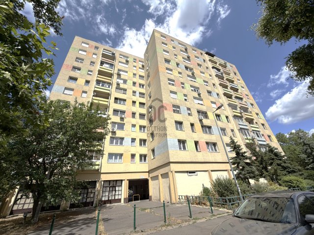 Eladó panellakás, Budapesten, III. kerületben 57.5 M Ft, 3 szobás