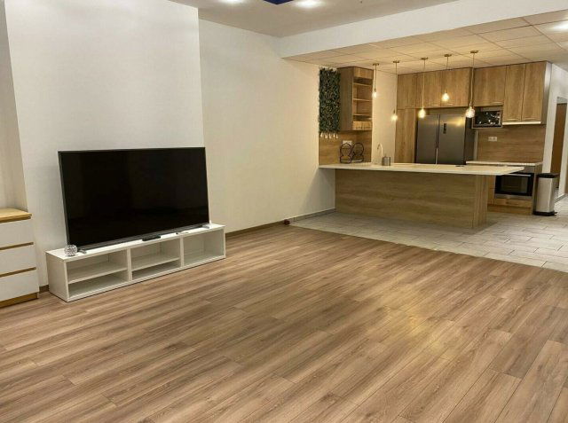 Kiadó téglalakás, albérlet, XI. kerületben, Fehérvári úton