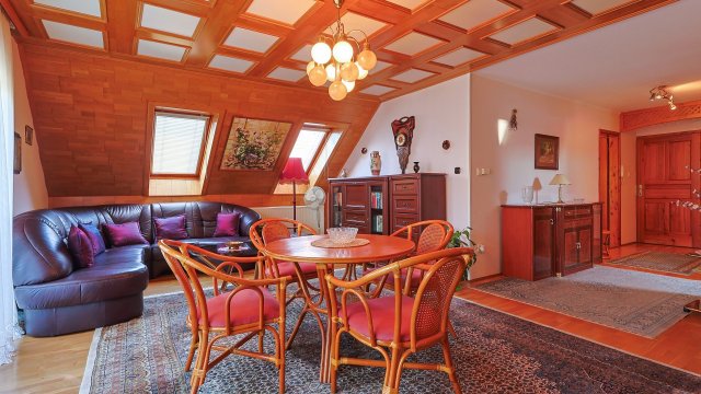 Eladó téglalakás, Hévízen 73 M Ft, 2 szobás