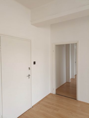 Kiadó iroda, Pécsett 107 E Ft / hó / költözzbe.hu