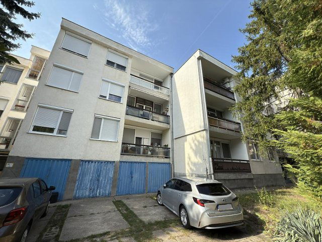 Eladó panellakás, Szentendrén 67.9 M Ft, 3 szobás