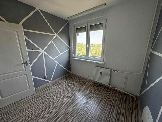 Eladó panellakás, Budapesten, III. kerületben 57.9 M Ft