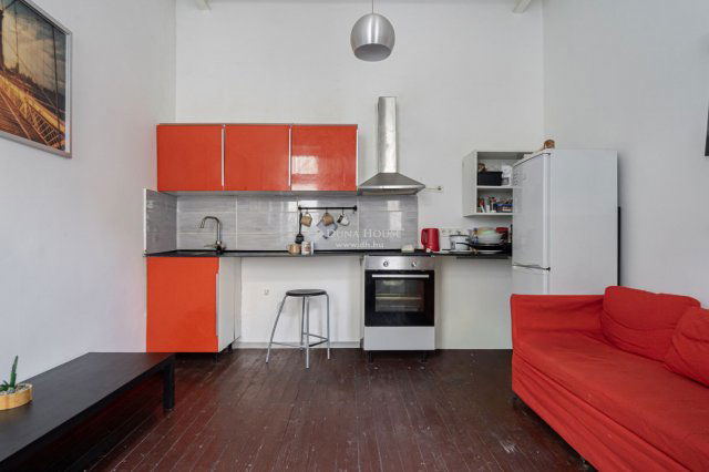 Eladó téglalakás, Budapesten, VII. kerületben 72 M Ft, 3 szobás