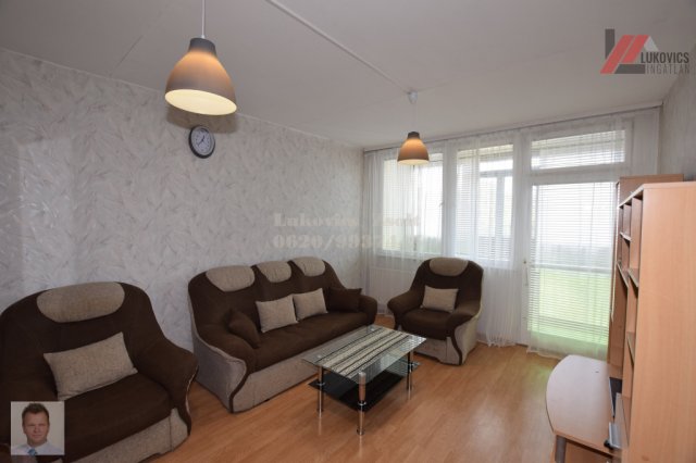 Kiadó panellakás, albérlet, Debrecenben 170 E Ft / hó, 2 szobás