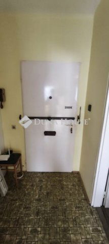 Eladó panellakás, Pécsett 36.5 M Ft, 2 szobás