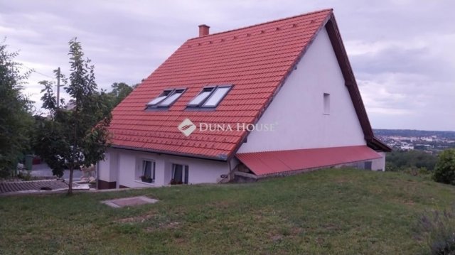 Eladó családi ház, Zalaegerszegen 89.9 M Ft, 5 szobás