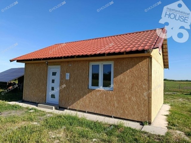 Eladó mezogazdasagi ingatlan, Kiskunfélegyházán 90 M Ft