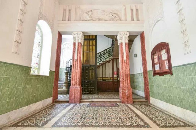 Eladó téglalakás, Budapesten, VI. kerületben, Hajós utcában
