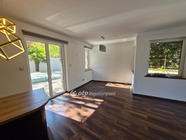 Eladó téglalakás, Budapesten, III. kerületben 319 M Ft, 5 szobás