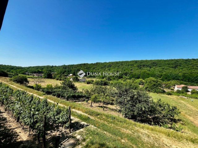 Eladó nyaraló, Kölesden 7 M Ft, 2 szobás / költözzbe.hu