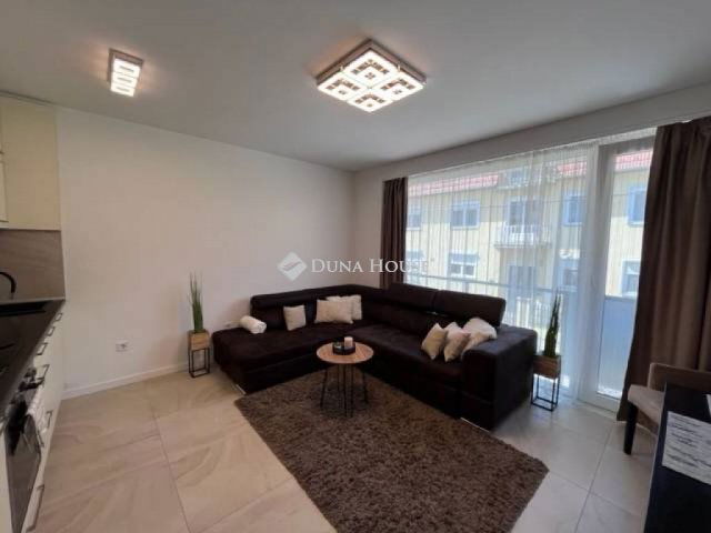 Kiadó téglalakás, albérlet, Nyíregyházán 210 E Ft / hó