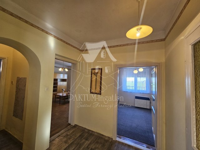 Eladó családi ház, Tiszaföldváron 19.9 M Ft, 1+1 szobás