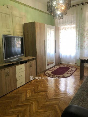 Eladó téglalakás, Szegeden 62.9 M Ft, 3 szobás