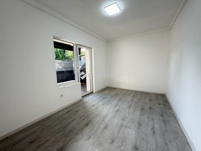 Eladó téglalakás, Budapesten, XX. kerületben 49.9 M Ft