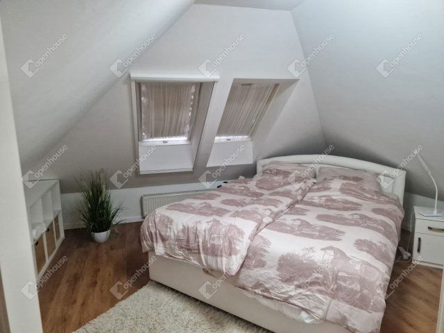 Eladó családi ház, Mosonmagyaróváron 135 M Ft, 5 szobás