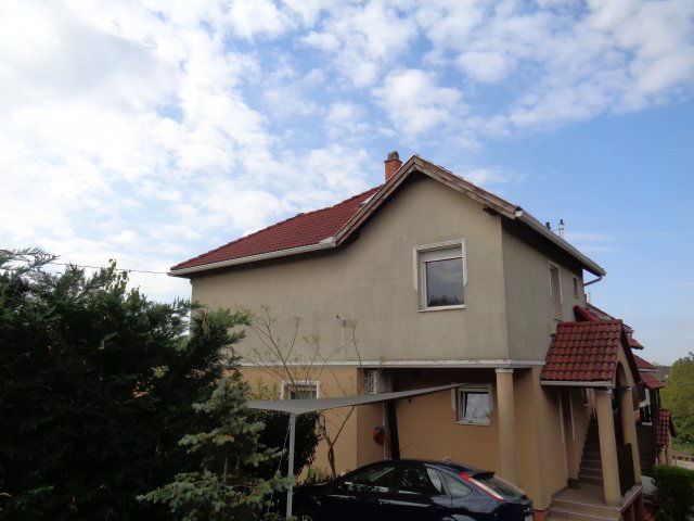 Eladó téglalakás, Érden 89.9 M Ft, 5 szobás