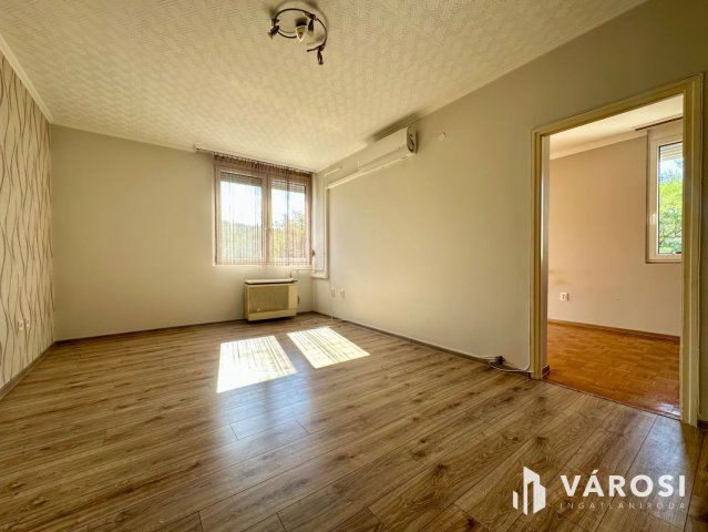 Eladó panellakás, Salgótarjánban 18.99 M Ft, 2 szobás