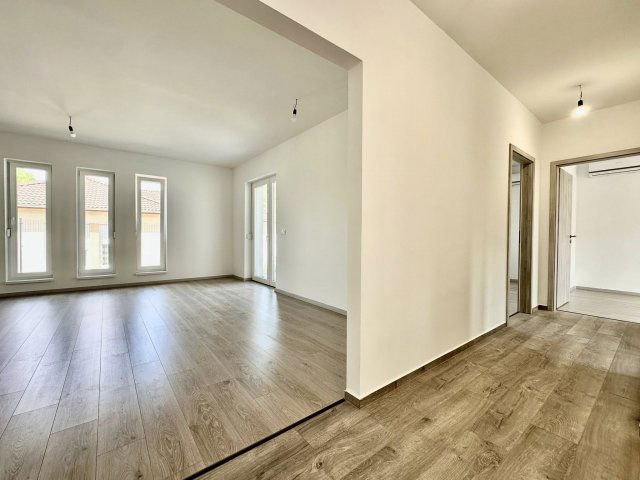 Eladó családi ház, Kecskeméten 74.9 M Ft, 3 szobás