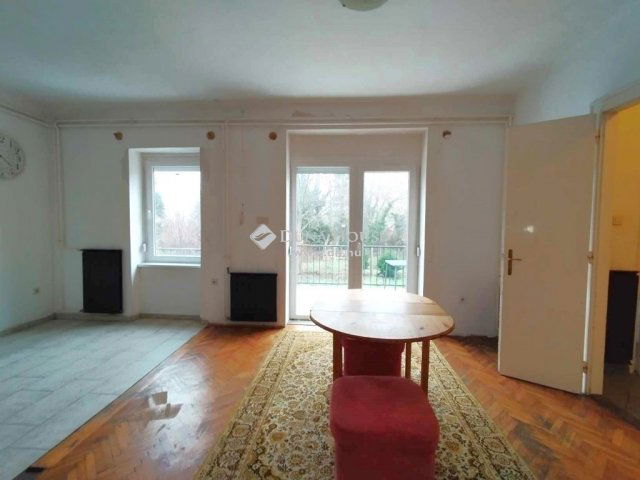 Eladó téglalakás, Szombathelyen 55 M Ft, 2 szobás