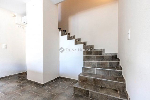 Eladó családi ház, Budapesten, XX. kerületben 114.99 M Ft