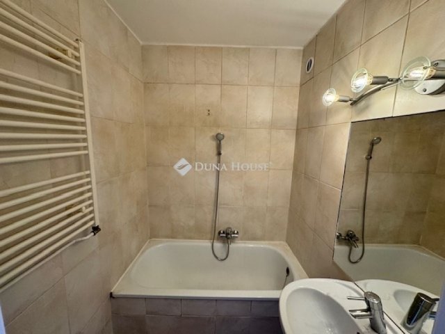 Eladó panellakás, Budapesten, XI. kerületben 82 M Ft, 3 szobás