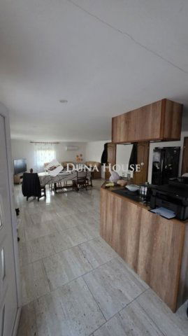 Eladó családi ház, Csongrádon 65 M Ft, 2+1 szobás