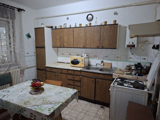 Eladó családi ház, Gutorföldén 23.5 M Ft, 3 szobás