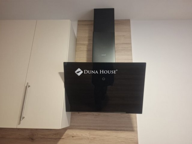 Eladó téglalakás, Budapesten, XVI. kerületben 69.9 M Ft