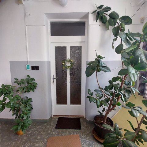 Eladó téglalakás, Pécsett 62.9 M Ft, 3 szobás